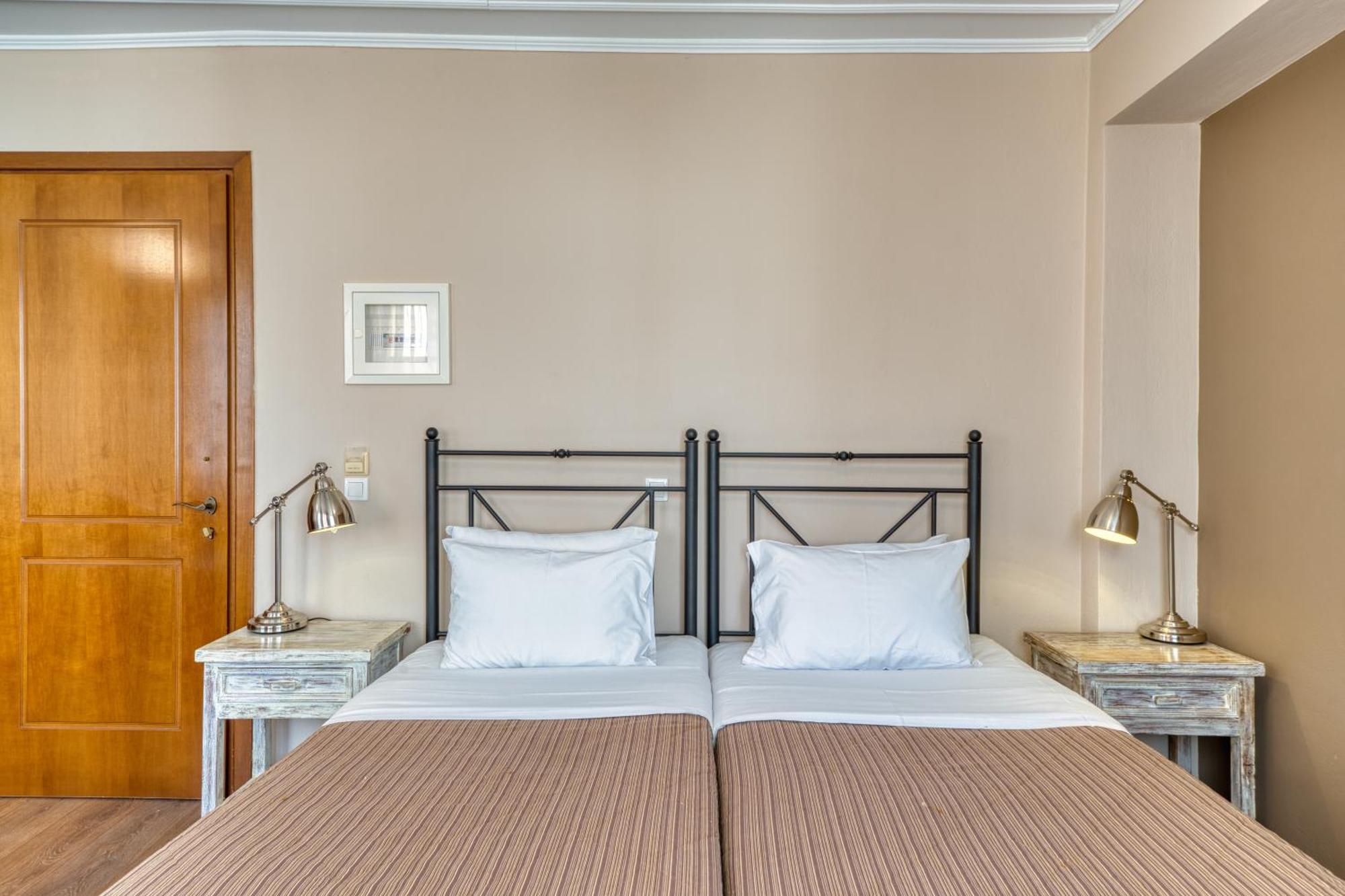 Isioni Pension Nafplio Exterior photo